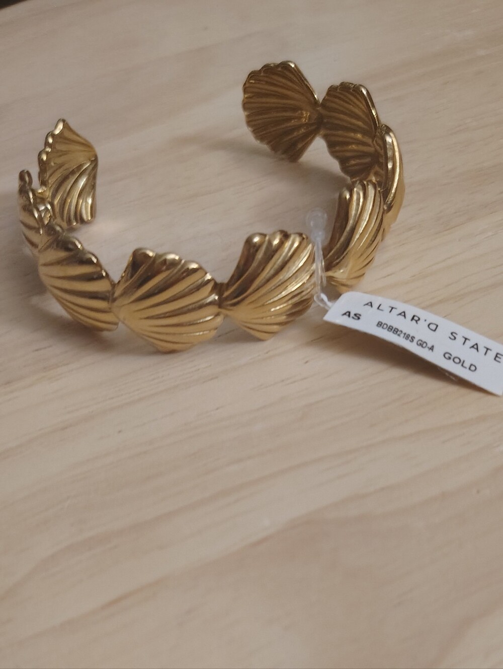 Altar'd State Seashell Stainless Steel Gold Bangle Summer Boho Beach Vintage Sty